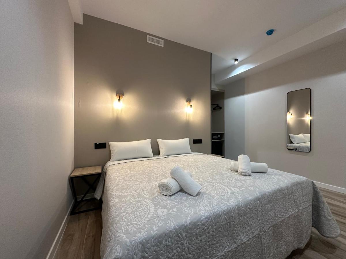 Cc Opera Suites Мадрид Екстер'єр фото