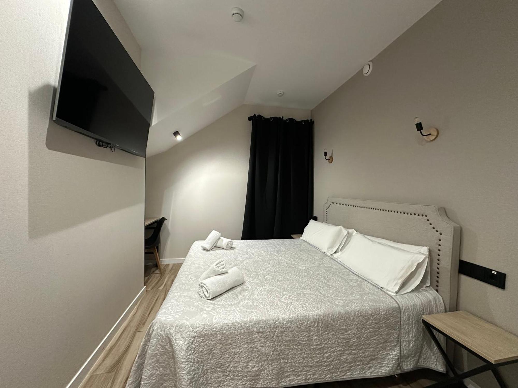 Cc Opera Suites Мадрид Екстер'єр фото