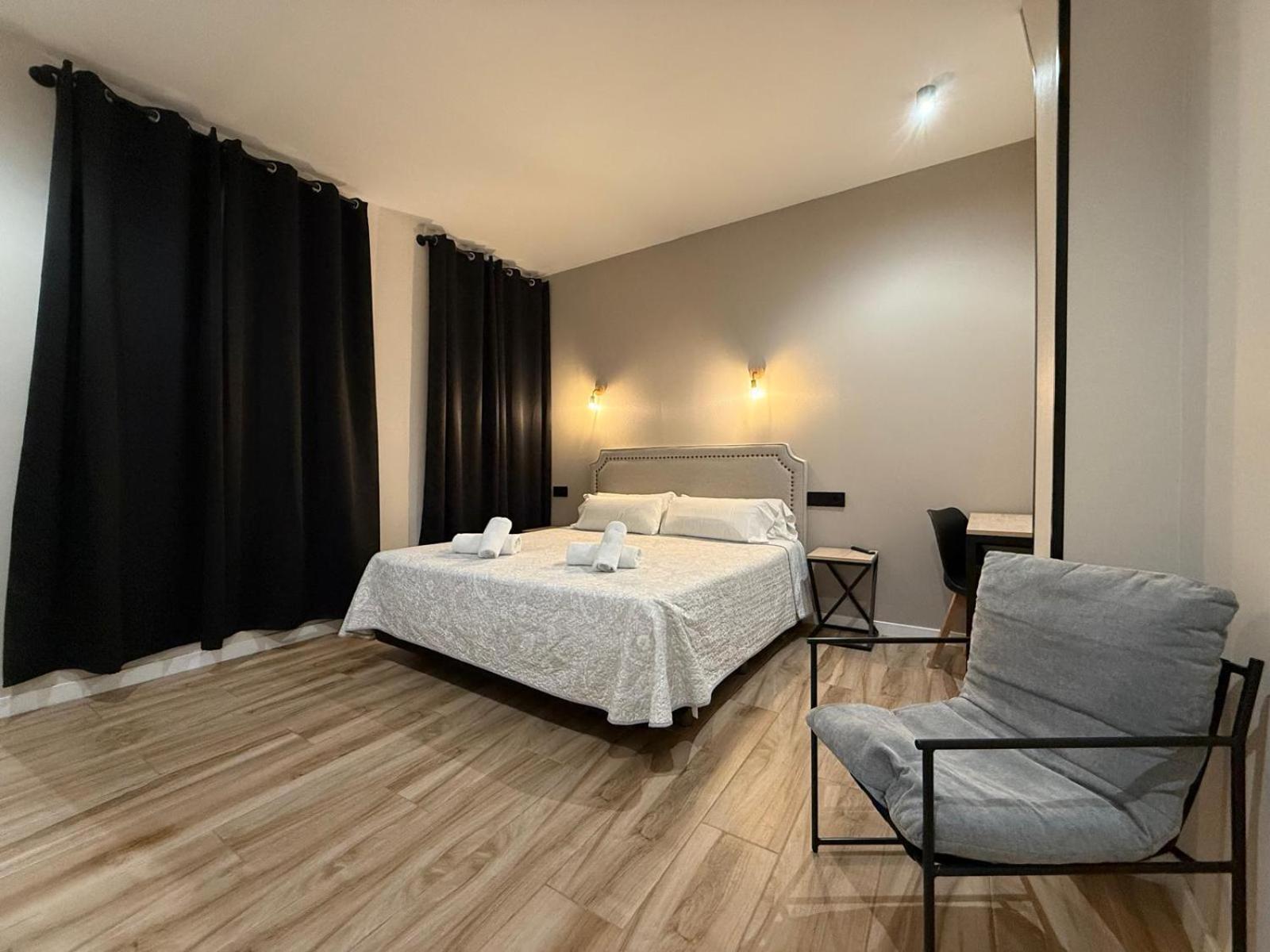 Cc Opera Suites Мадрид Екстер'єр фото