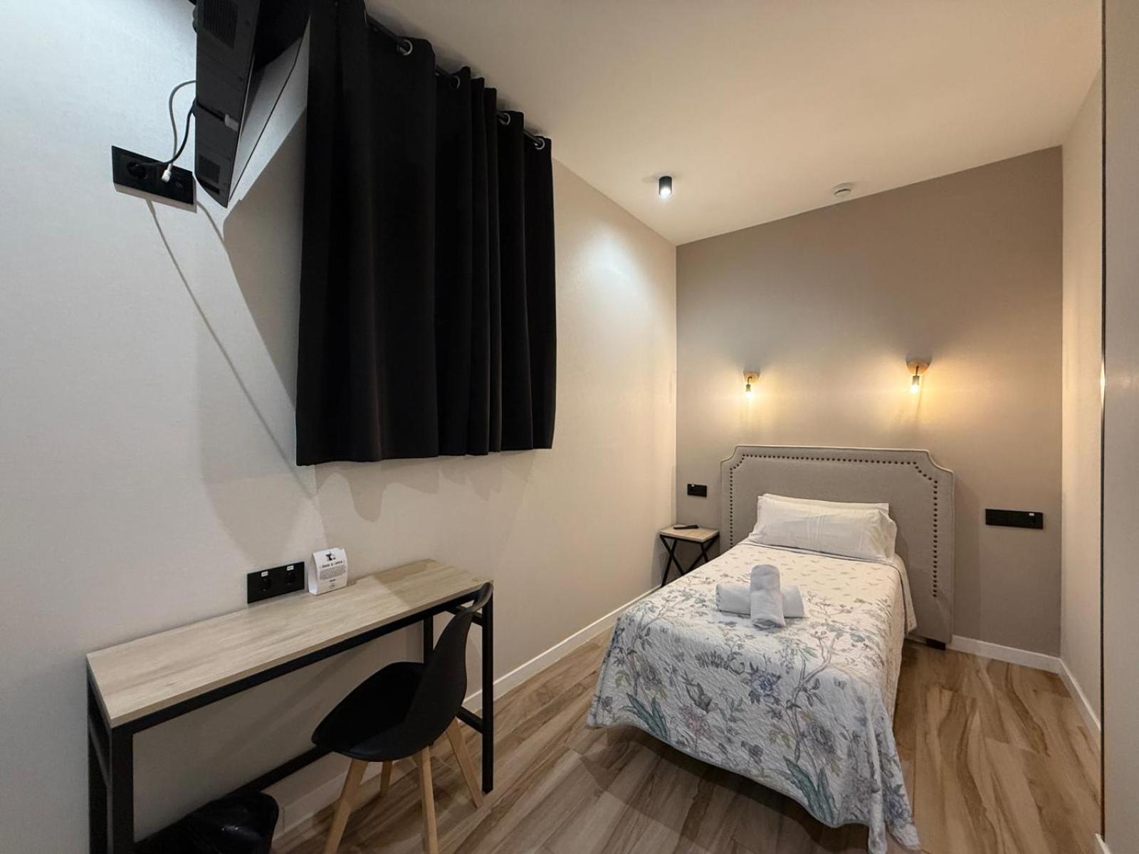 Cc Opera Suites Мадрид Екстер'єр фото