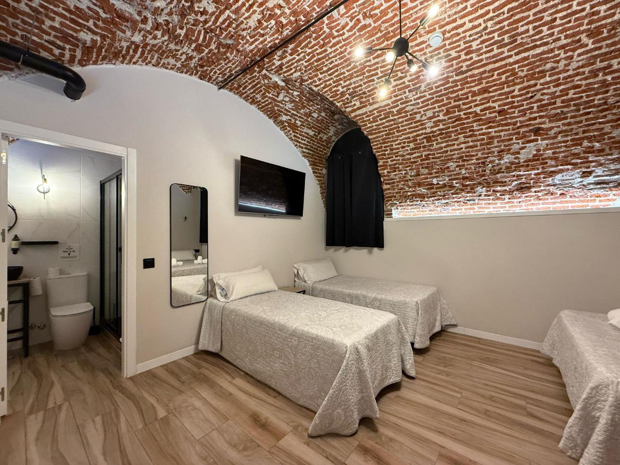Cc Opera Suites Мадрид Екстер'єр фото